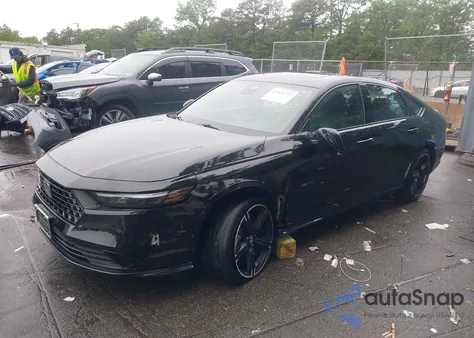 2023 Honda Accord Hybrid Sport-L z USA, uszkodzony, nr VIN 1HGCY2F77PA034108